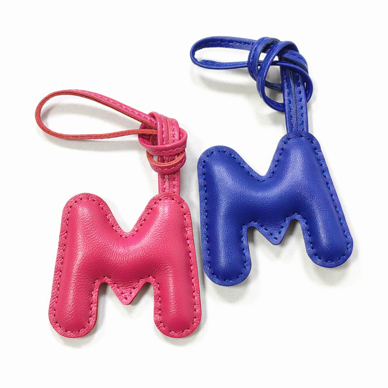 Women Accessories Name In English - 양가죽 가죽 영어 문자 M 이름