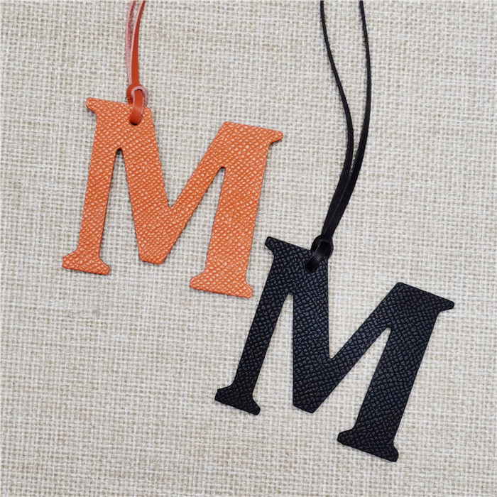 Women Accessories Name In English - 영문 M 알파벳 소가죽 Pu 가죽