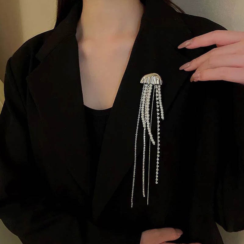 남성과 여성을 위한 저렴한 럭셔리 꽃무늬 태슬 브로치, - Women'S Affordable Accessories 리뷰 및 가격