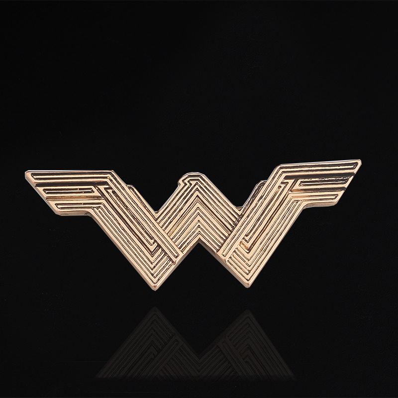 여자 별빛 크라운 모자를 쓰고 있죠 로고 배지 금속 황 - Women Accessories Logo 리뷰 및 가격