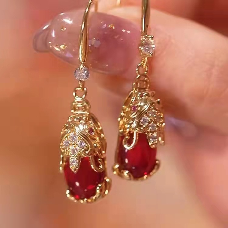 2025 트렌드 픽시우 레트로 레드 여성 귀걸이 빈티지 - Women'S Affordable Accessories 리뷰 및 가격