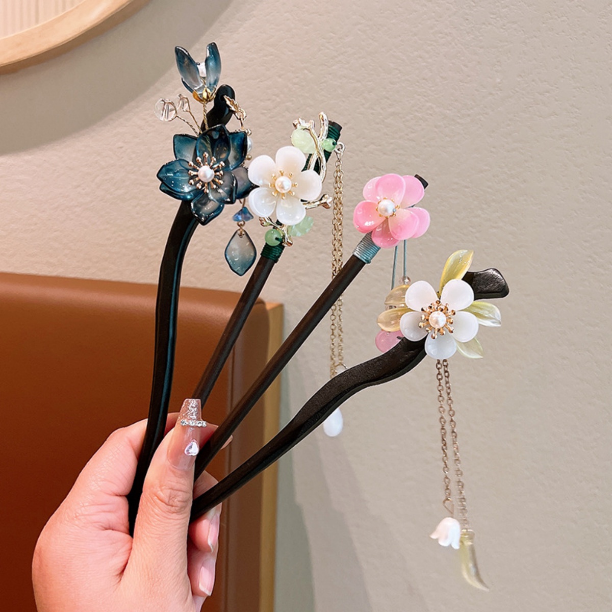 절묘한 꽃 술 나무 머리핀 복고풍 중국 스타일 수제 꽃 - Women Accessories For Hand 리뷰 및 가격