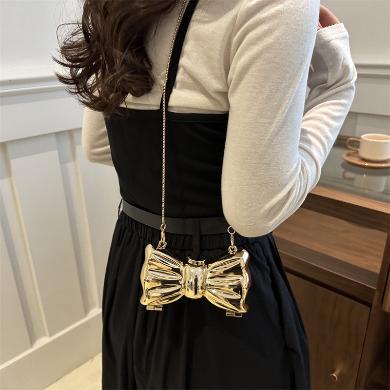 럭셔리 패션 메탈 미니 핸드백 리본 클라스프 장식 유럽 - Women'S Accessories Handbags 리뷰 및 가격